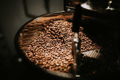 Jak dělíme kávu podle stupně pražení
